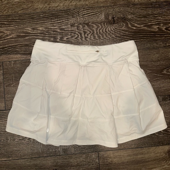 Lululemon Athletica White Skort - Picture 2 of 6
